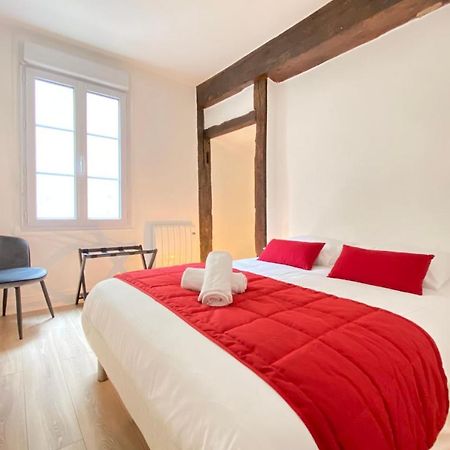 Le Soleil D'Or Apartment Chartres Exterior foto