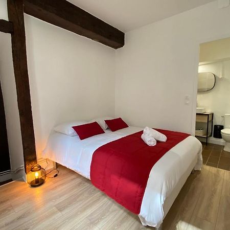 Le Soleil D'Or Apartment Chartres Exterior foto